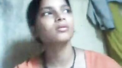 पड़ोसन भाभी के बड़े दूध और चिकना बुर