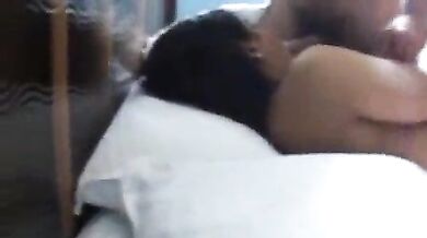 बीवी को दोस्त से शेयर करके अपने सामने चुदवाया