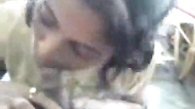 देसी लड़की ने छोटा सा लण्ड चूसा और चुदवाया
