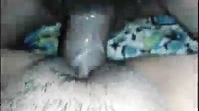 पति कंपनी ट्रिप पर गया तो बीवी ने बॉयफ्रेंड से चुदवाया