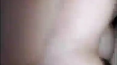 पति कंपनी ट्रिप पर गया तो बीवी ने बॉयफ्रेंड से चुदवाया