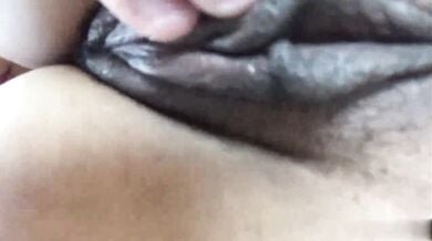 बीवी की चूत का मस्त बीएफ बनाया