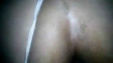 चूत में डाला लंड गांड से निकली पाद