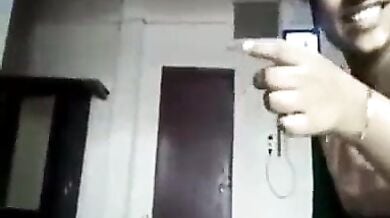 Muslim kamwali ka cock sucking bf