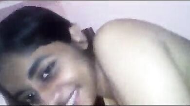 Sexy Pakistani girl blowjob clip