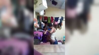 गुटखा के साथ कामवाली को चोदने का मजा