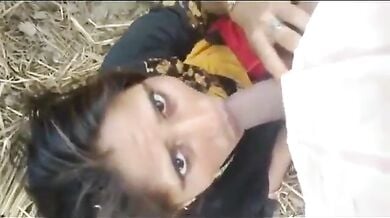 बंजारी मुल्सिम आंटी ने ९ इंच का लंड लिया