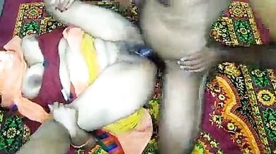 बूढी चूत सास की हिला हिला के चोदी