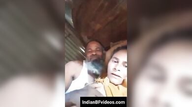 मुस्लिम मैच्योर कपल का बूब्स सकिंग एमएमएस