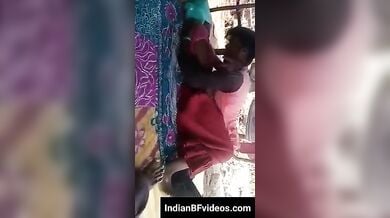 बिहारी रंडी औरत का ग्रुप सेक्स एमएमएस