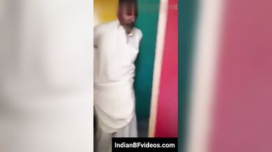 2 हरियाणवी बूढ़े अंकल ने मिल बारी बारिसे किये रंडी की चुदाई