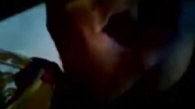 इंडियन लेस्बियन लड़कियों की बूब सकिंग