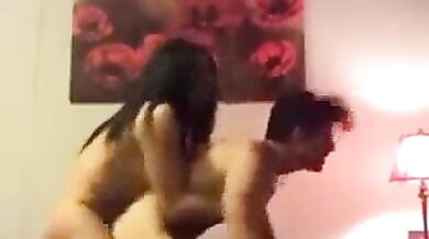 लेडीबॉय ने मारी लड़के की गांड