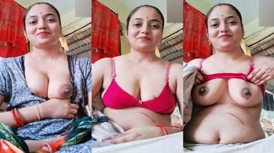 ब्यूटीफुल मैरिड भाभी ने दिखाई अपने सेक्सी बूब्स
