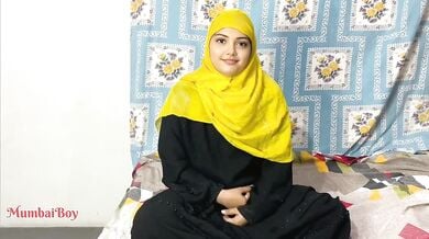 गजब की क्यूट, बुर्का-हिजाब पहनी मुस्लिम बेगम की फुल चुदाई