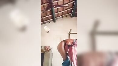 जवान बहू ने बूढ़े ससुर के लिए नीचे कर दी अपनी सलवार