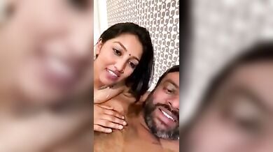 बॉस को मिली सेक्सी कॉलगर्ल ठोकने के लिए