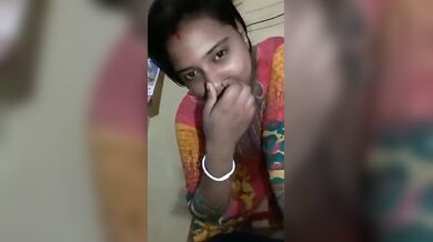 मांग में सिंदूर औरत ने उतारे कपडे, चूसे बूब्स, दिखाई चूत