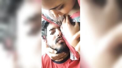 हिजाब पहनी मुस्लिम टीचर ने पहली बार पकड़ा लंड