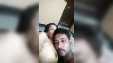 पति-पत्नी ने अपने प्राइवेट मोमेंट्स का सेल्फी वीडियो बनाया