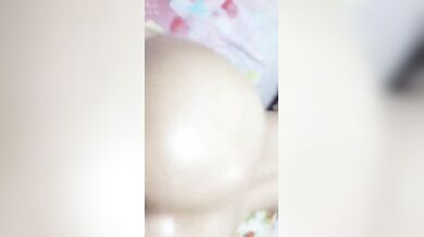 तेल लगाके चोदा लड़की की सेक्सी चुत और गांड