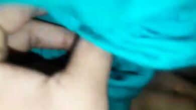 रात में सिक्रेट सेक्स करते पड़ोसी लवर्स