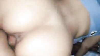 कमर की लचक दिखाते हुए वाइफ ने चोदा लंड