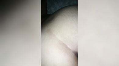 पिस्तौल से गर्लफ्रेंड की चूत चोदता यूपी वाला धाकड़ गुंडा