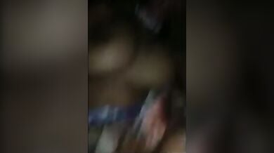 नींद की खुमारी में बीवी ने चूत में लिया लंड