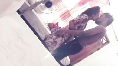 शादी से पहले मंगेतरों ने होटल में किया पहला सेक्स