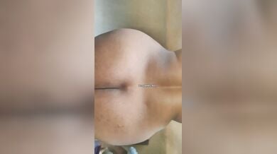 मेरे दोस्त की मां की चोटी पकड़कर उसे डॉगी स्टाइल चोदा