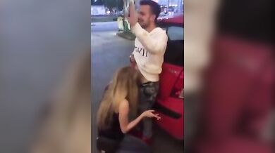 पब्लिक प्लेस पर अनबीलिवेबल सेक्स एक्ट करते फिरंगी लोग