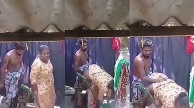 पड़ोस वाली बूढ़ी ऑन्टी को खड़े खड़े चोदा जवान लड़के ने