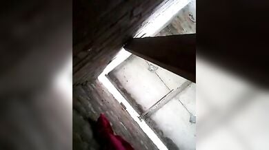 गरीब, विलेज शादीशुदा लड़की ने बनाया नहाने वाला वीडियो