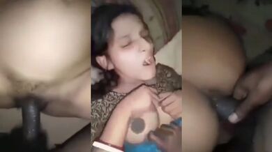 दुबली पतली विलेज भाभी की हार्ड चुदाई