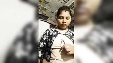 चुदासी तमिल भाभी ने उकड़ू बैठकर किया हॉट मास्टरबेशन