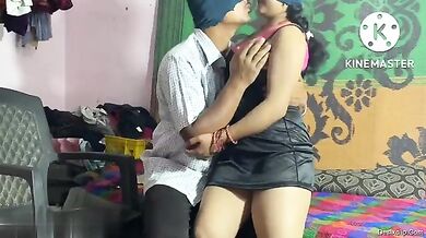 स्टूडेंट टीचर के रोल प्ले में पति ने मारी बीवी की गांड