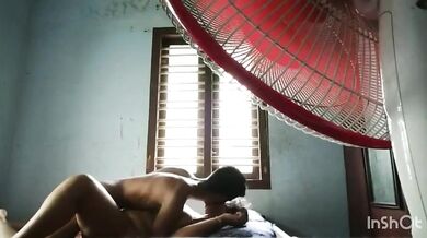 लूंगी वाले लड़के ने मल्लू भाभी को नंगी कर चोदा