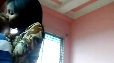 कजिन लवर्स की किसिंग, बूब और लंड सकिंग